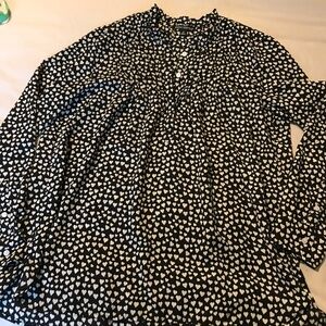 J.Crew Mercantile Size 2. Color Black w/white hearts